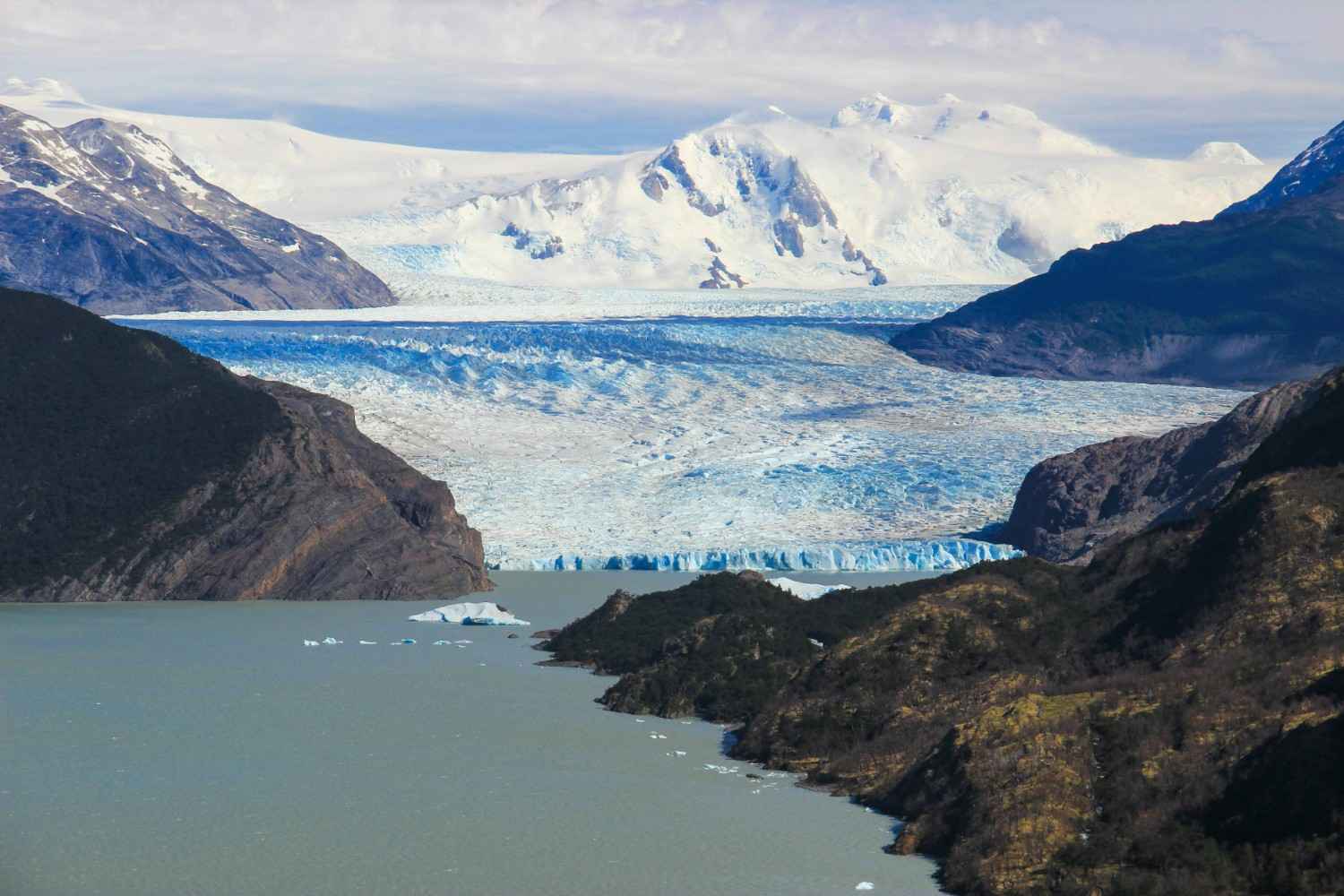 lake grey chile
